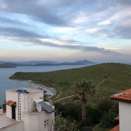 Bankev Sitesi Kargi Koyu Ilginlar Plaji 빌라 *